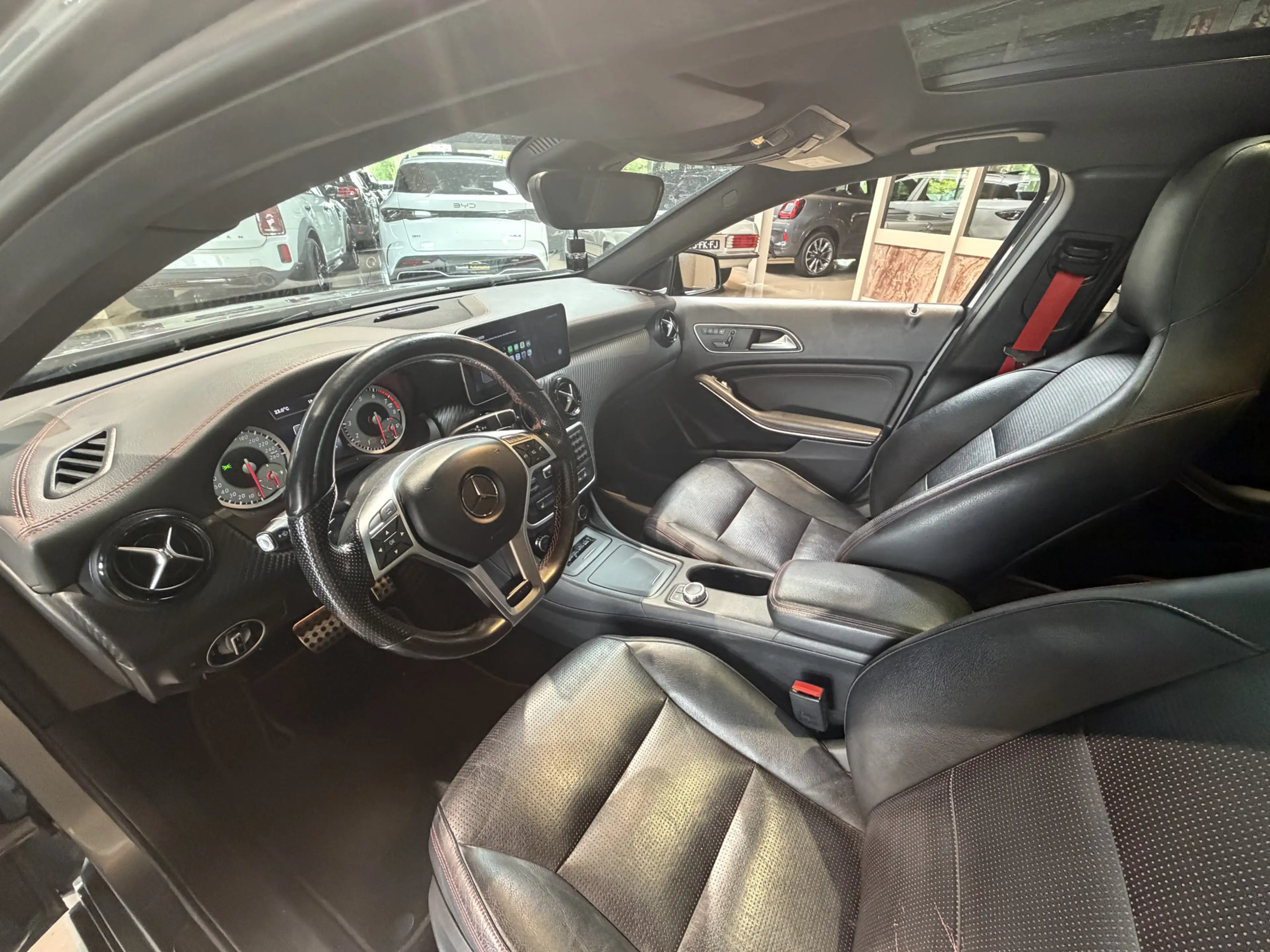 Mercedes-Benz A 250 Sport Ambition automaat | Navigatie | PANORAMADAK — photo 9