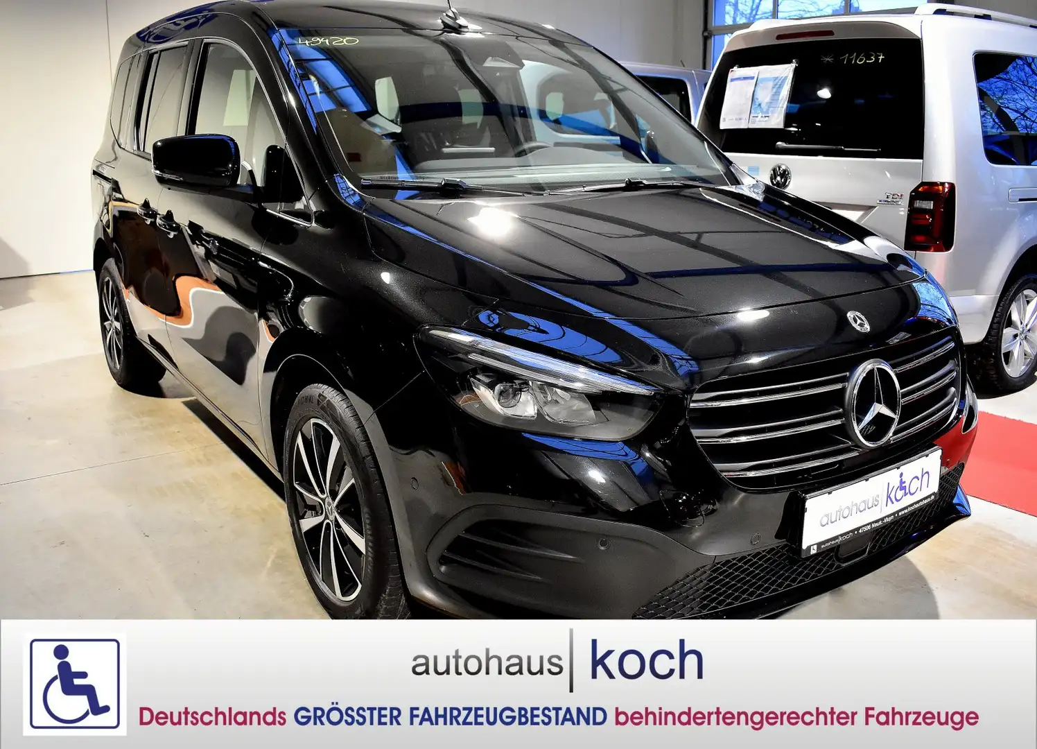 Mercedes-Benz T-Class Progressive 180 EU6d rollstuhlgerecht Zwart - 2