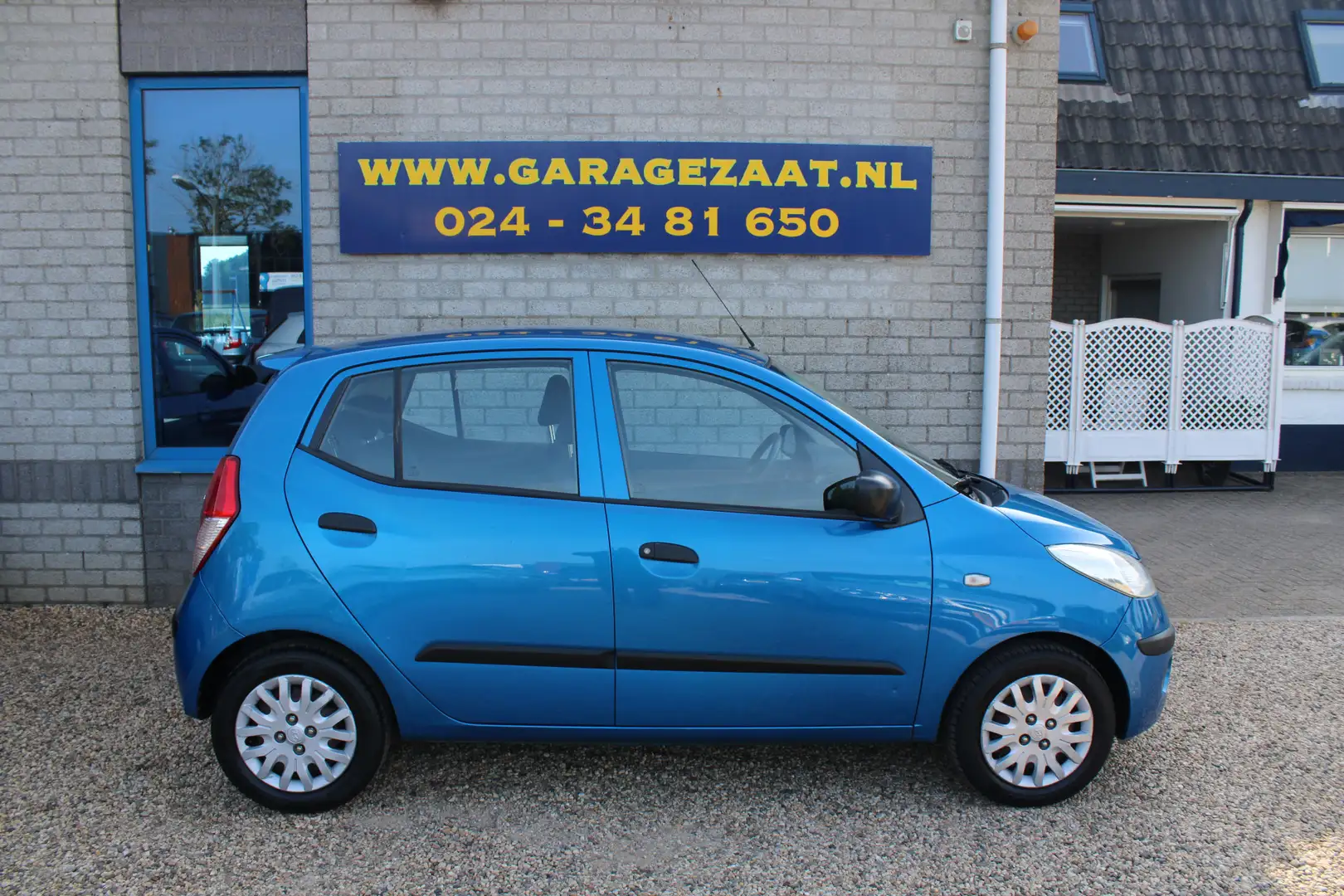 Hyundai i10 1.1 Active Cool Automaat Airco Azul - 2