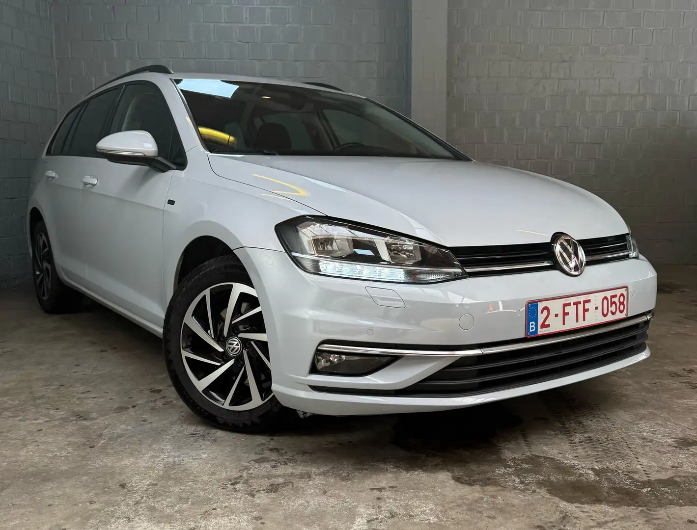 Volkswagen Golf 1.6 TDI Variant / Break JOIN Blanc - 1