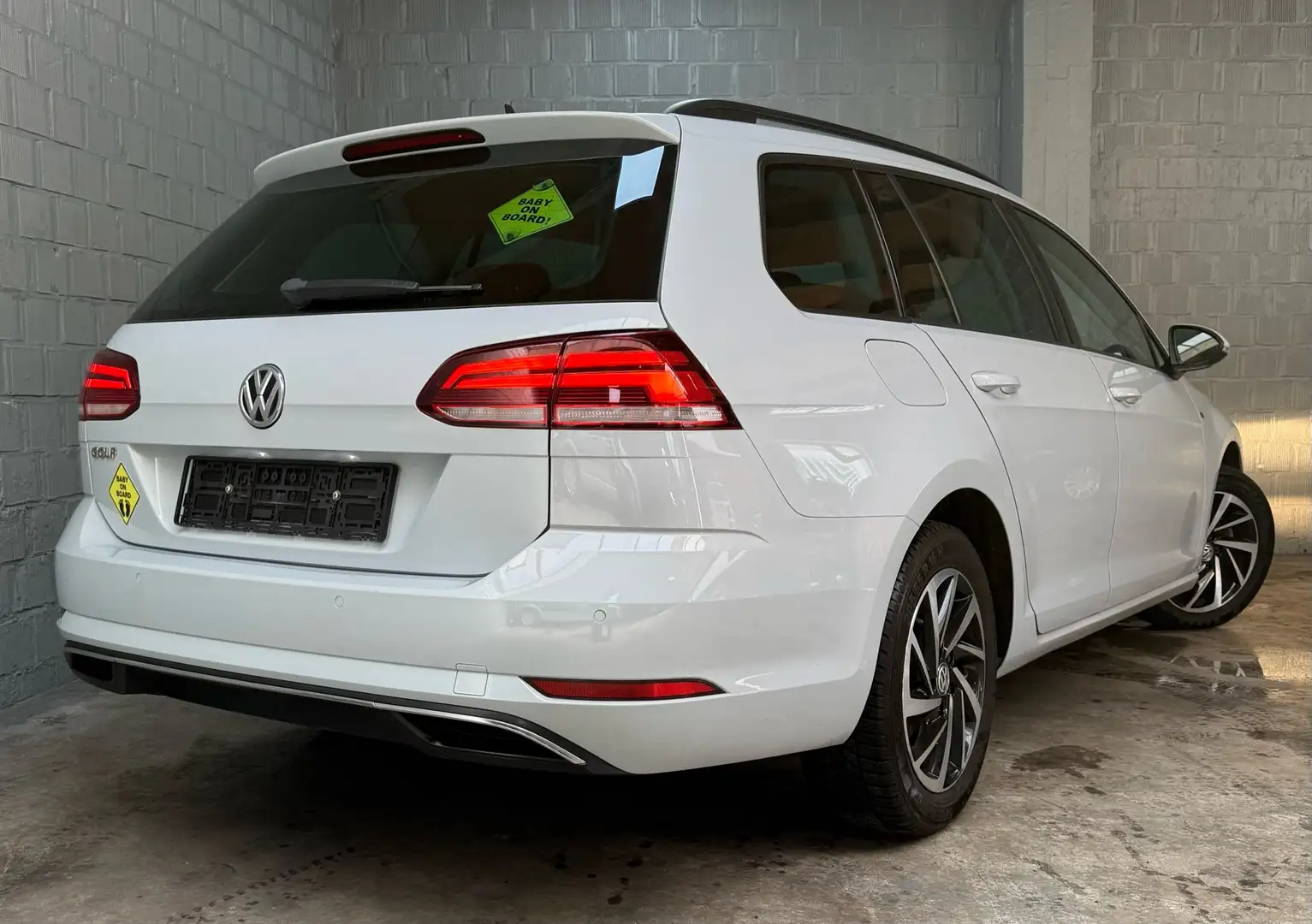 Volkswagen Golf 1.6 TDI Variant / Break JOIN Blanc - 2