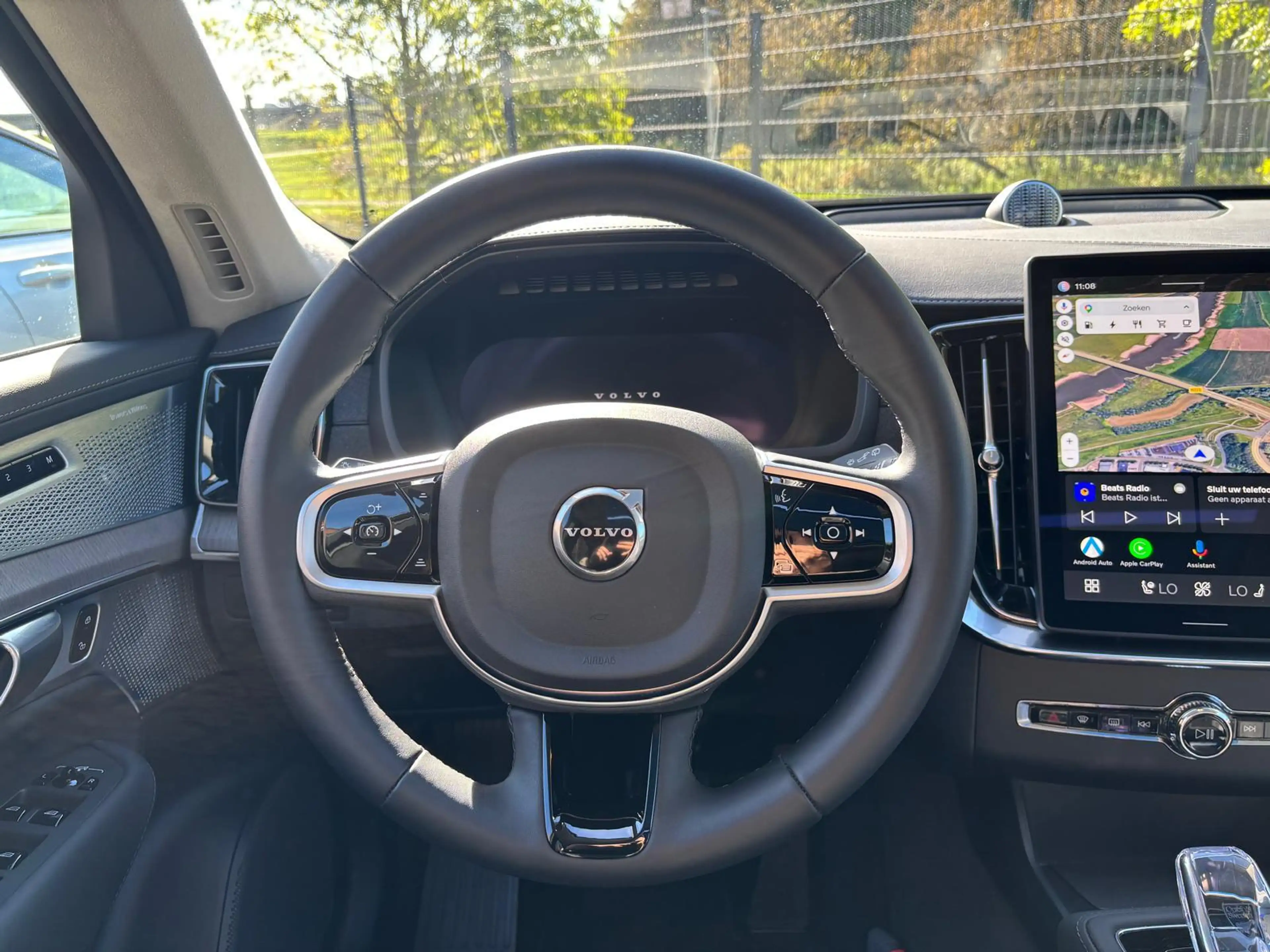 Volvo XC90 2.0 T8 Plug-in hybrid AWD Ultra Dark | Luchtvering — photo 5