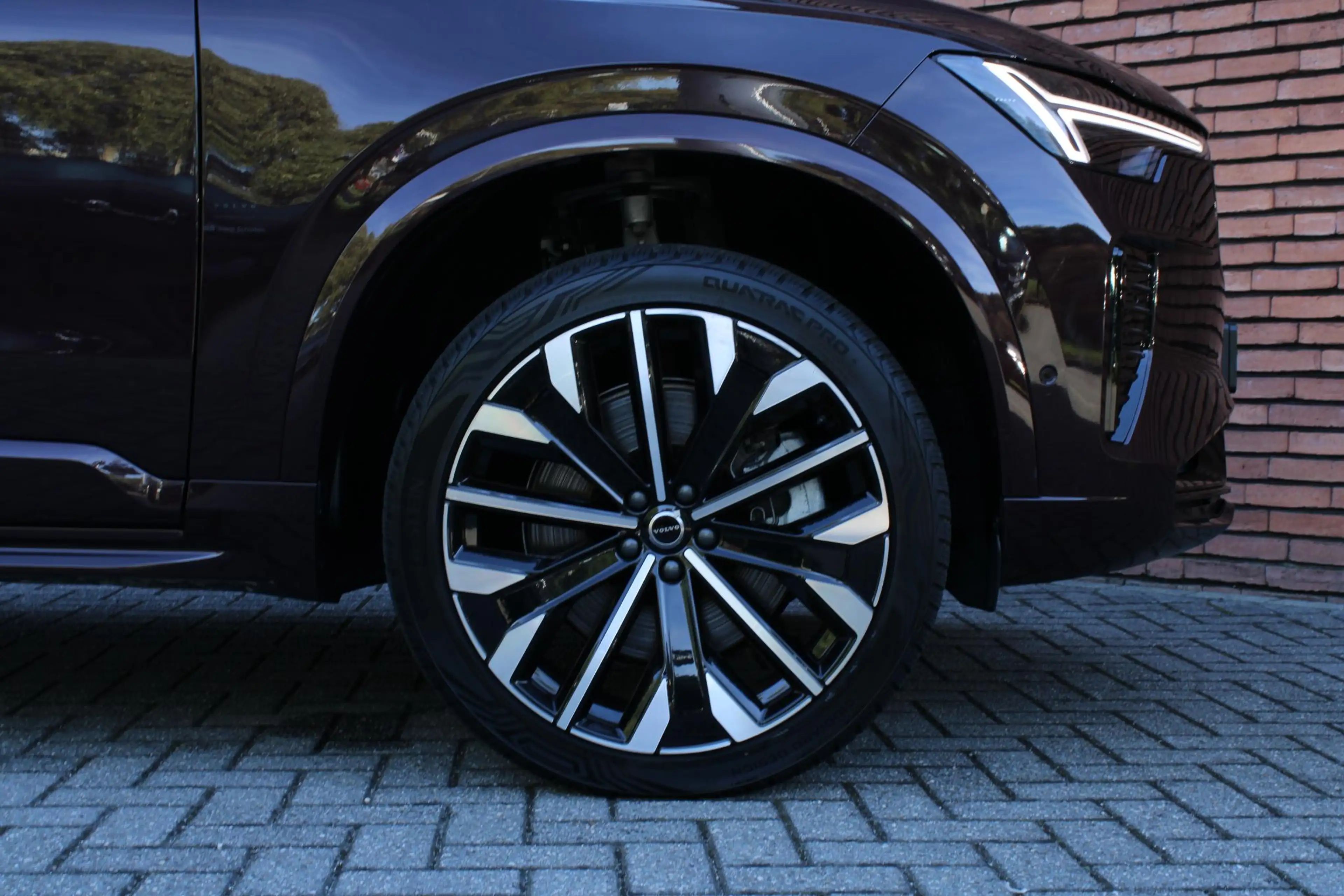 Volvo XC90 2.0 T8 Plug-in hybrid AWD Ultra Dark | Luchtvering — photo 8