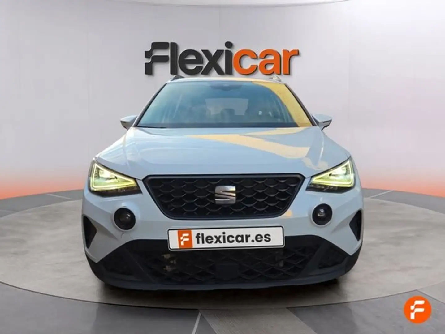 SEAT Arona 1.0 TSI 85kW (115CV) DSG Style XL Blanco - 2