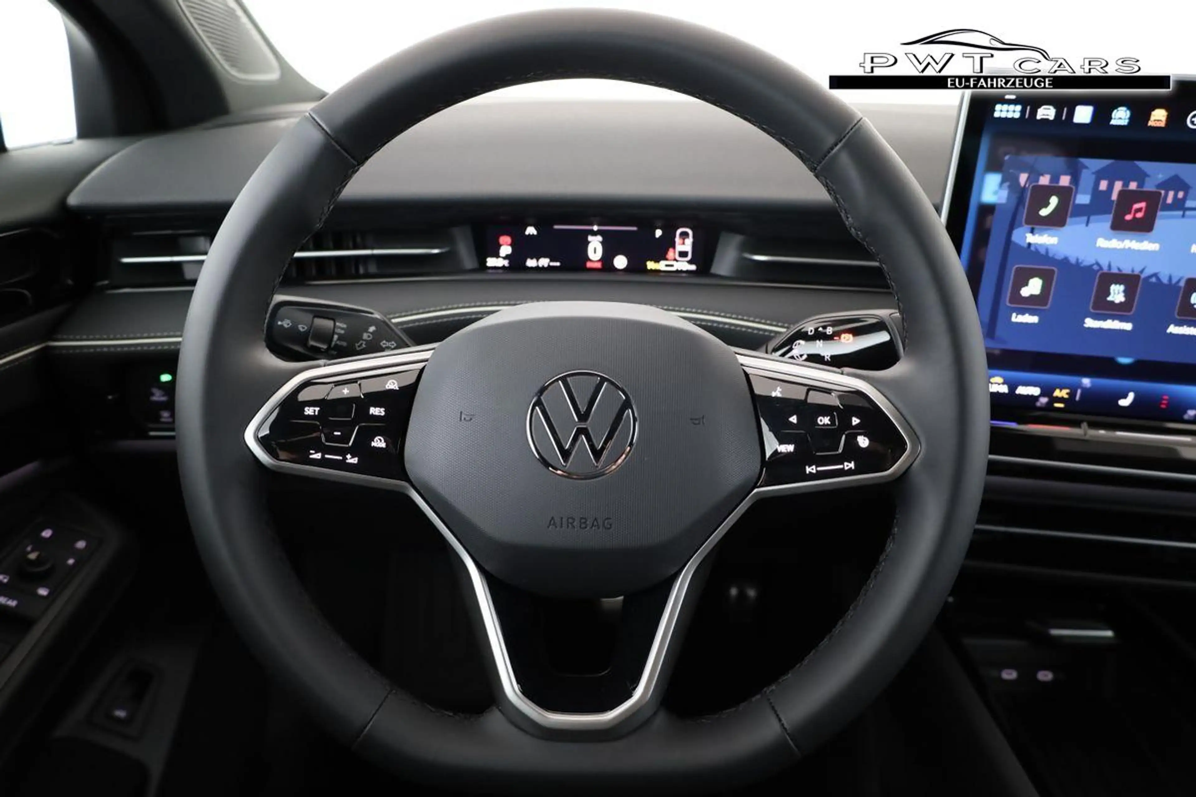 Volkswagen ID.7 Limousine Pro 210 kW Black, HuD, IQ.Light, IQ.D... — photo 5