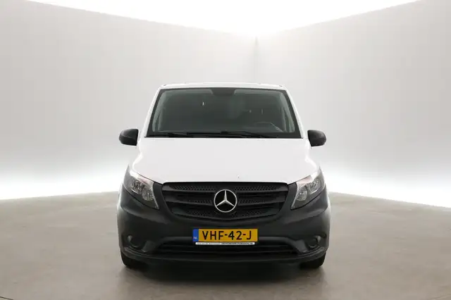Mercedes-Benz Vito view 8