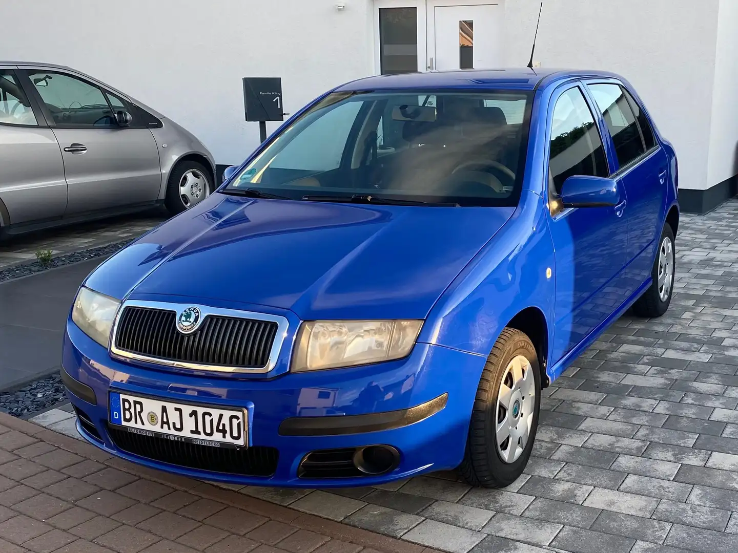 Skoda Fabia 1,4 STANDHZG,KLIMA,EL.FH,1.HAND,NR,SCHECKHEFT VOLL Blau - 1