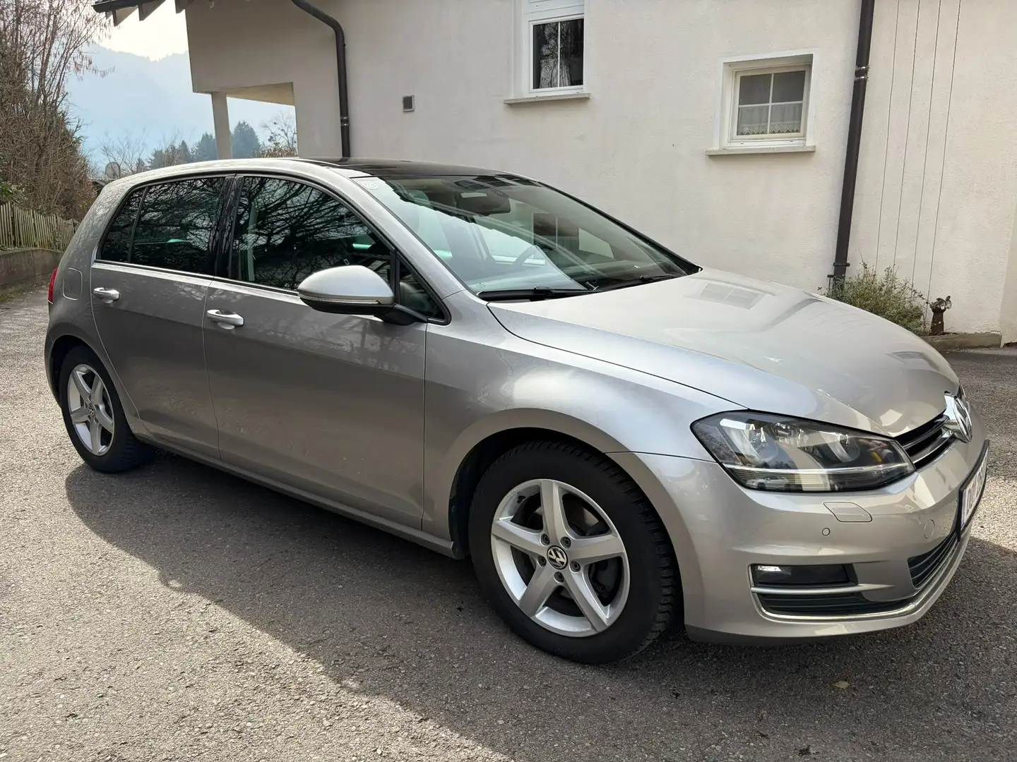 Volkswagen Golf Golf SkyLine 1,6 BMT TDI DPF 4Motion Sky Silber - 1