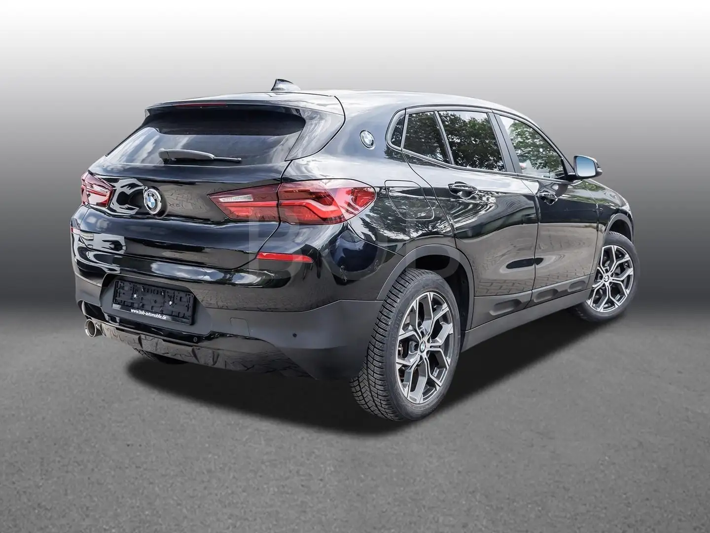 BMW X2 sDrive18i Advantage NAVI KLIMA SHZ PDC LM Negro - 2