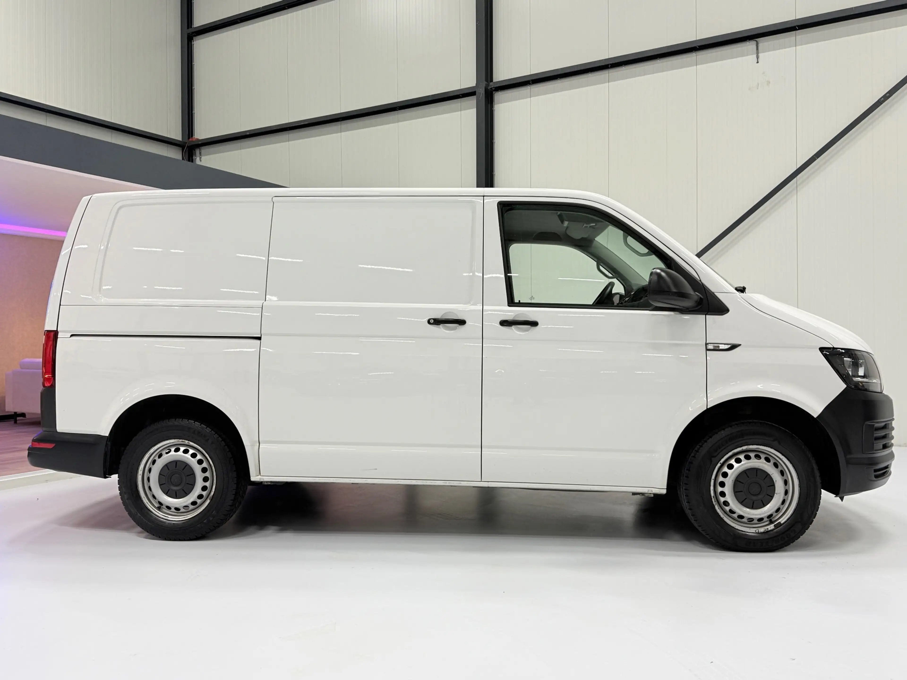 Volkswagen Transporter 2.0 TDI L1H1 Comfortline|Euro 6 | Cruise | Achterk — photo 12
