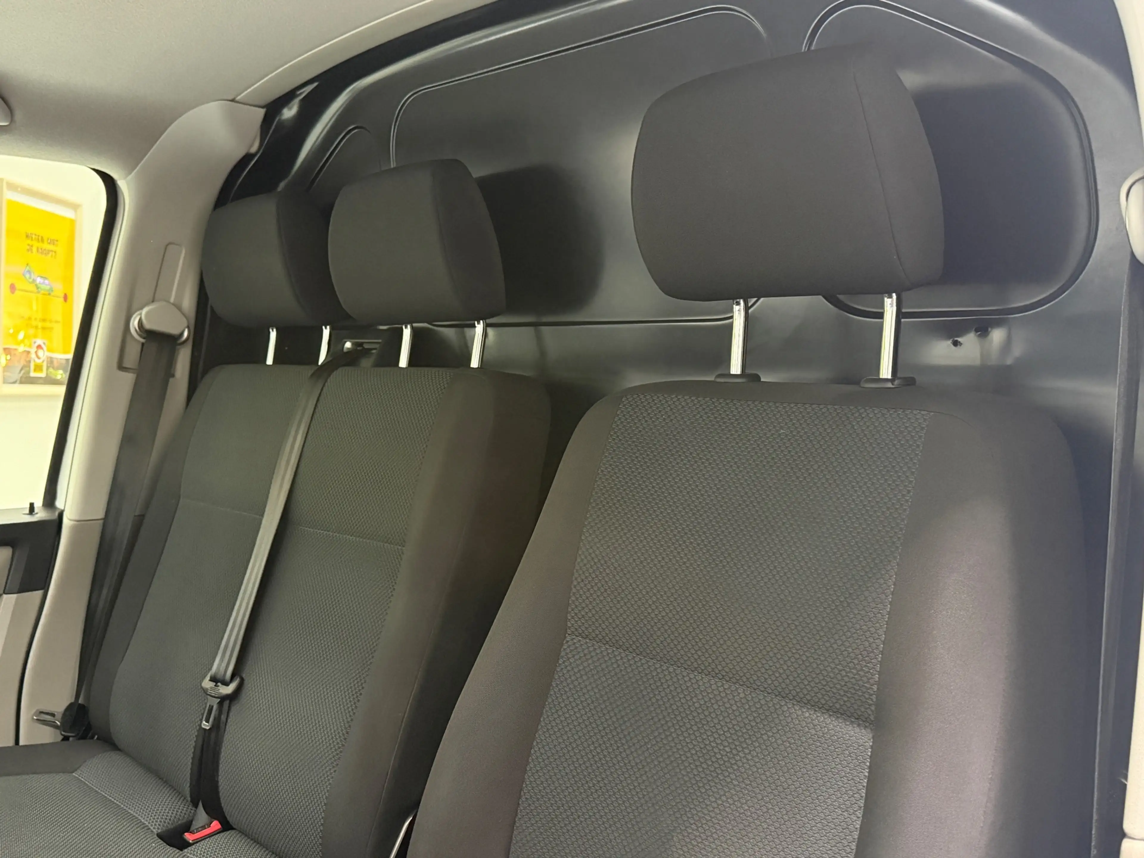 Volkswagen Transporter 2.0 TDI L1H1 Comfortline|Euro 6 | Cruise | Achterk — photo 6