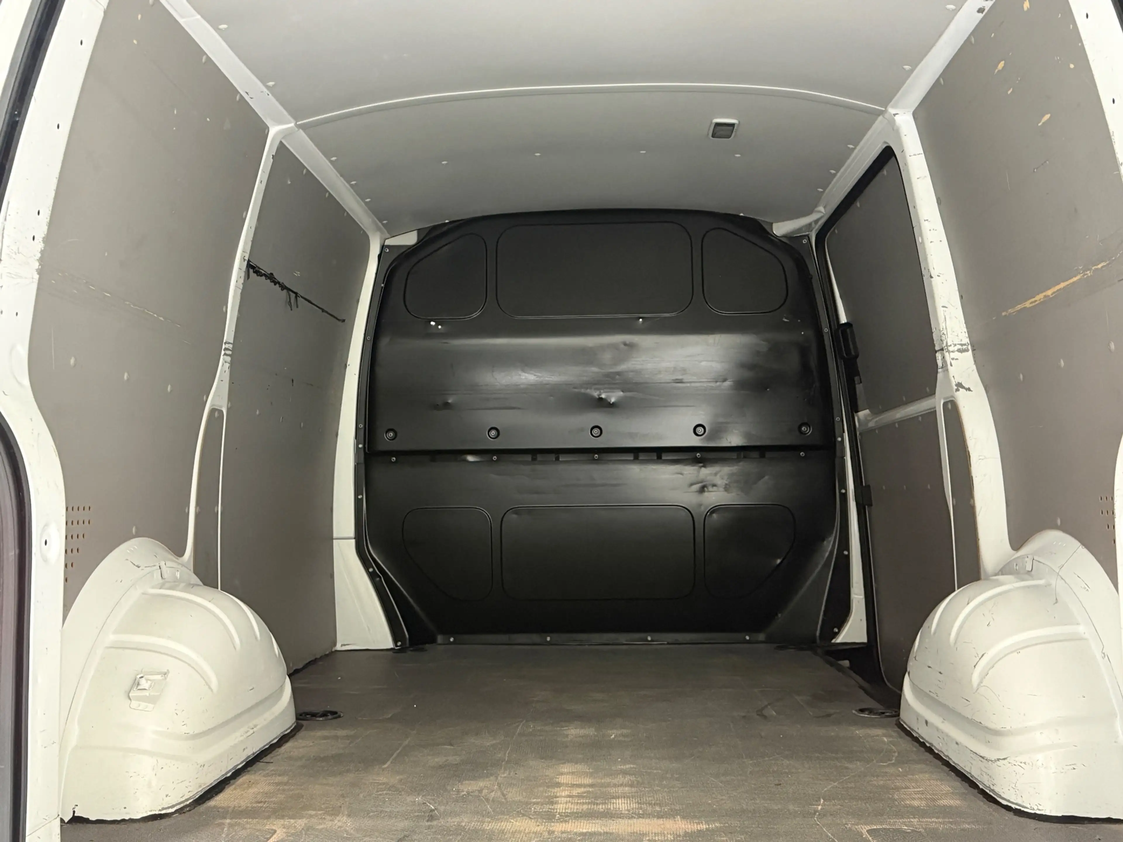 Volkswagen Transporter 2.0 TDI L1H1 Comfortline|Euro 6 | Cruise | Achterk — photo 23