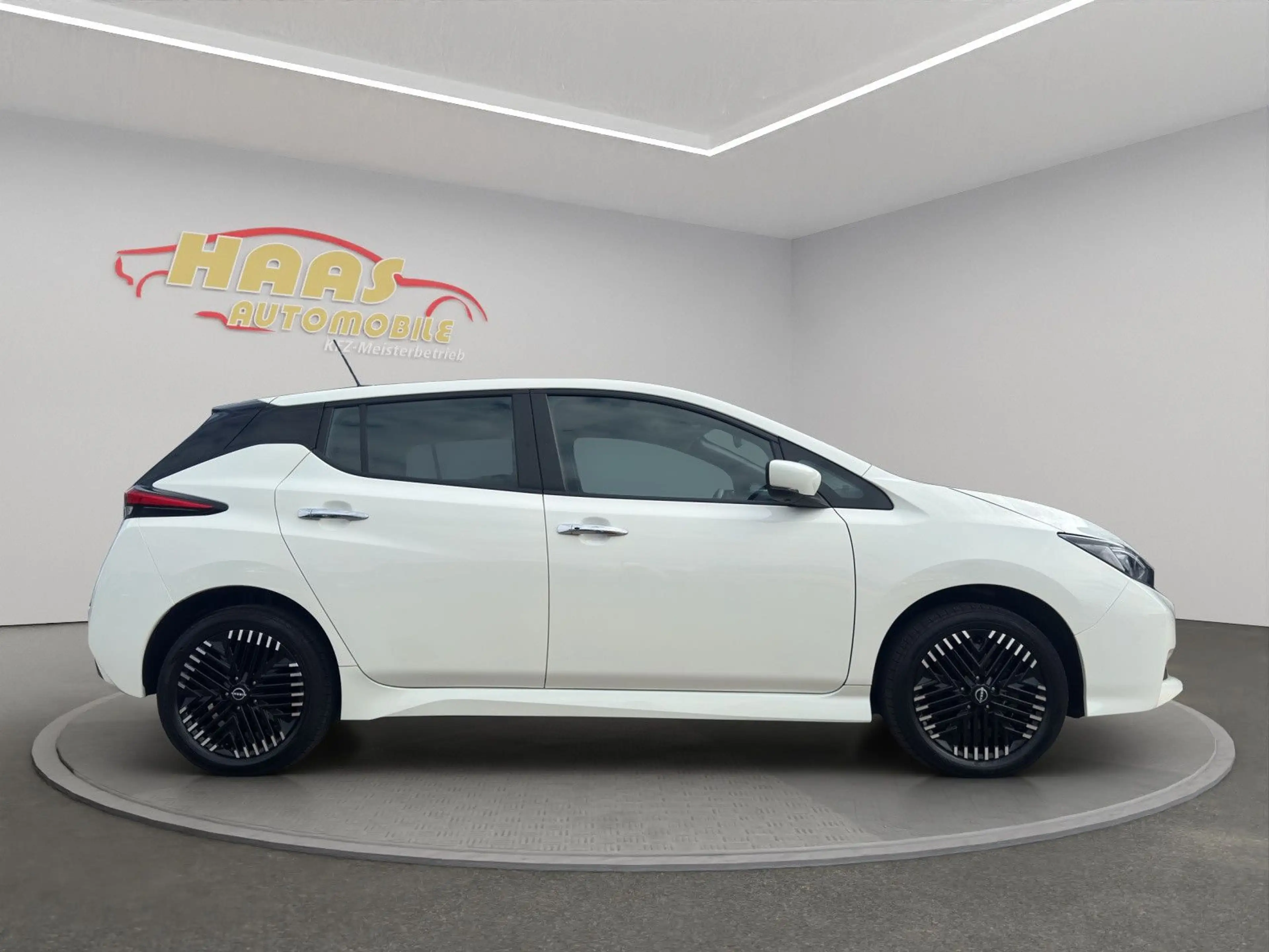 Nissan Leaf e+ Acenta *Zertifikat*ACC*LED*360°-Kamera* — photo 4