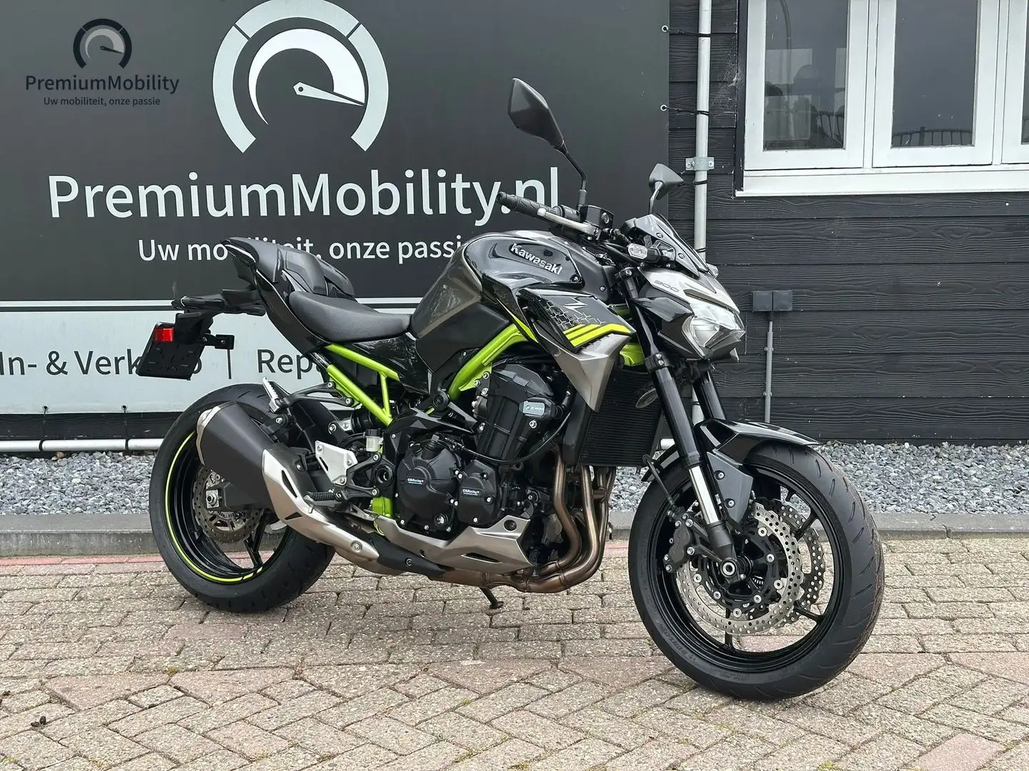 Kawasaki Z 900 70kW Gris - 1