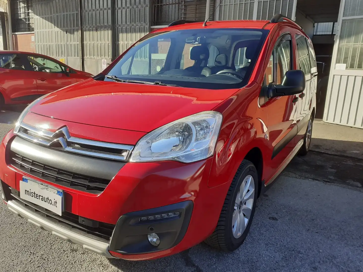 Citroen Berlingo Berlingo Multispace Multispace 1.2 puretech Xtr s Rosso - 2