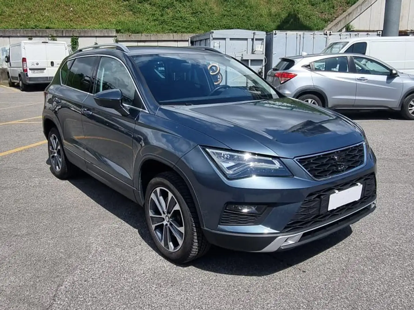 SEAT Ateca Ateca 1.0 tsi Advance Grigio - 2