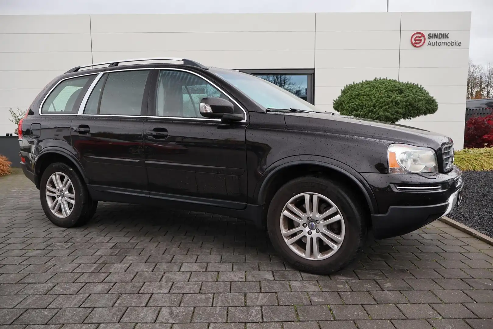 Volvo XC90 D5 Summum 2.4 D Navi-7 Sitzer-Leder- Schwarz - 2