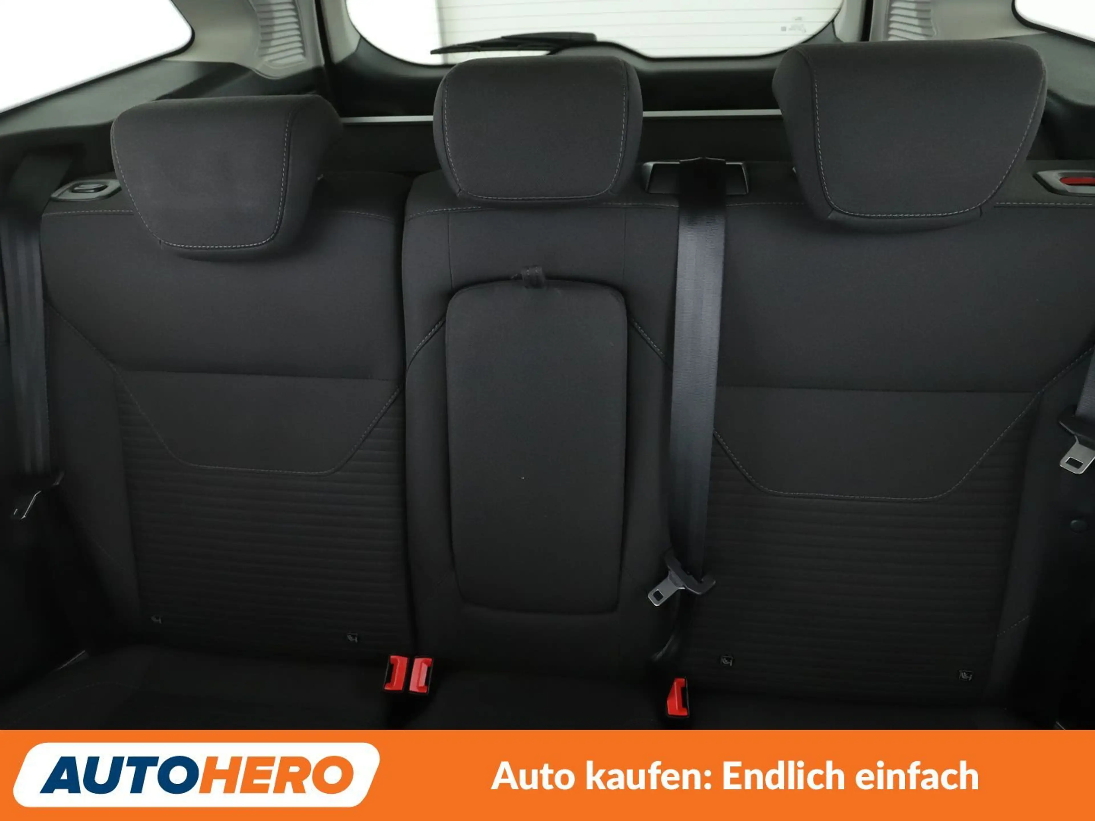 Ford Focus 1.0 EcoBoost Titanium*NAVI*TEMPO*CAM*PDC*SHZ* — photo 15