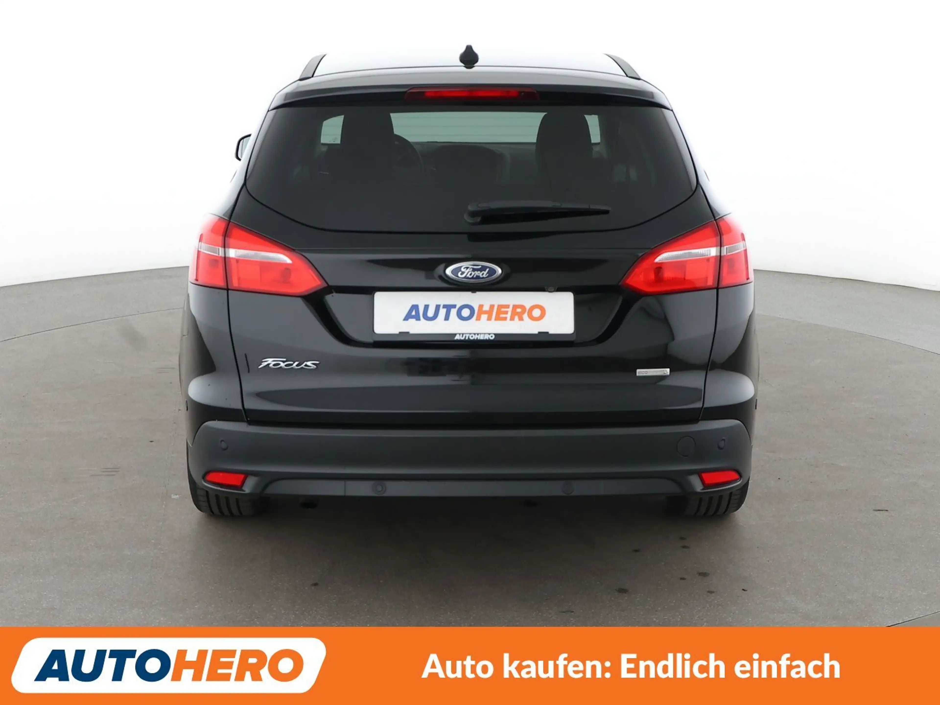 Ford Focus 1.0 EcoBoost Titanium*NAVI*TEMPO*CAM*PDC*SHZ* — photo 5
