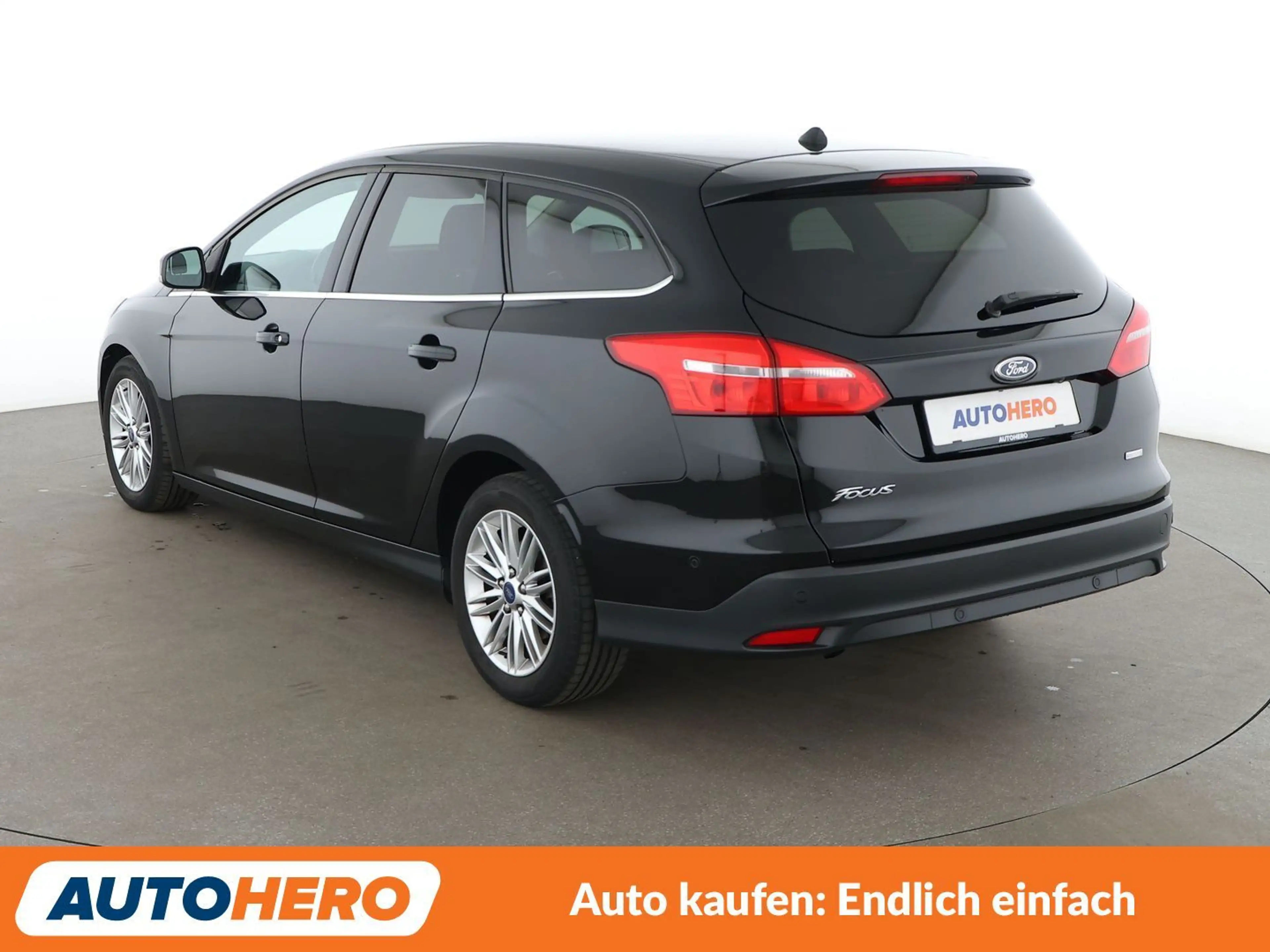 Ford Focus 1.0 EcoBoost Titanium*NAVI*TEMPO*CAM*PDC*SHZ* — photo 4