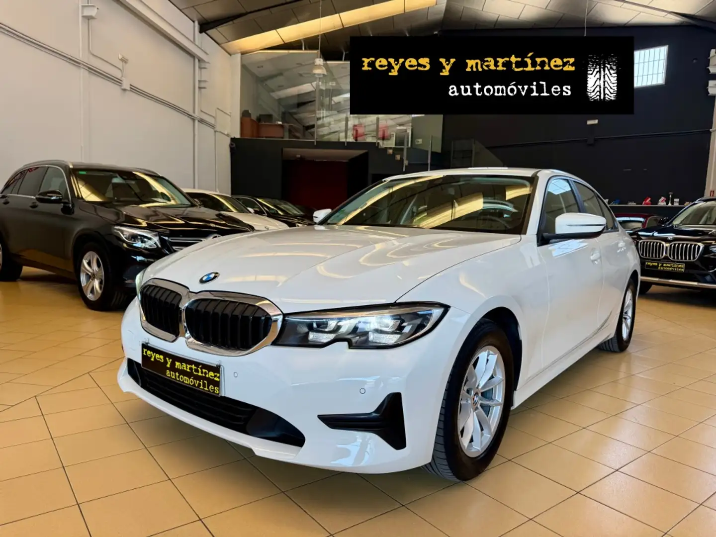 BMW 320 320dA Blanco - 1