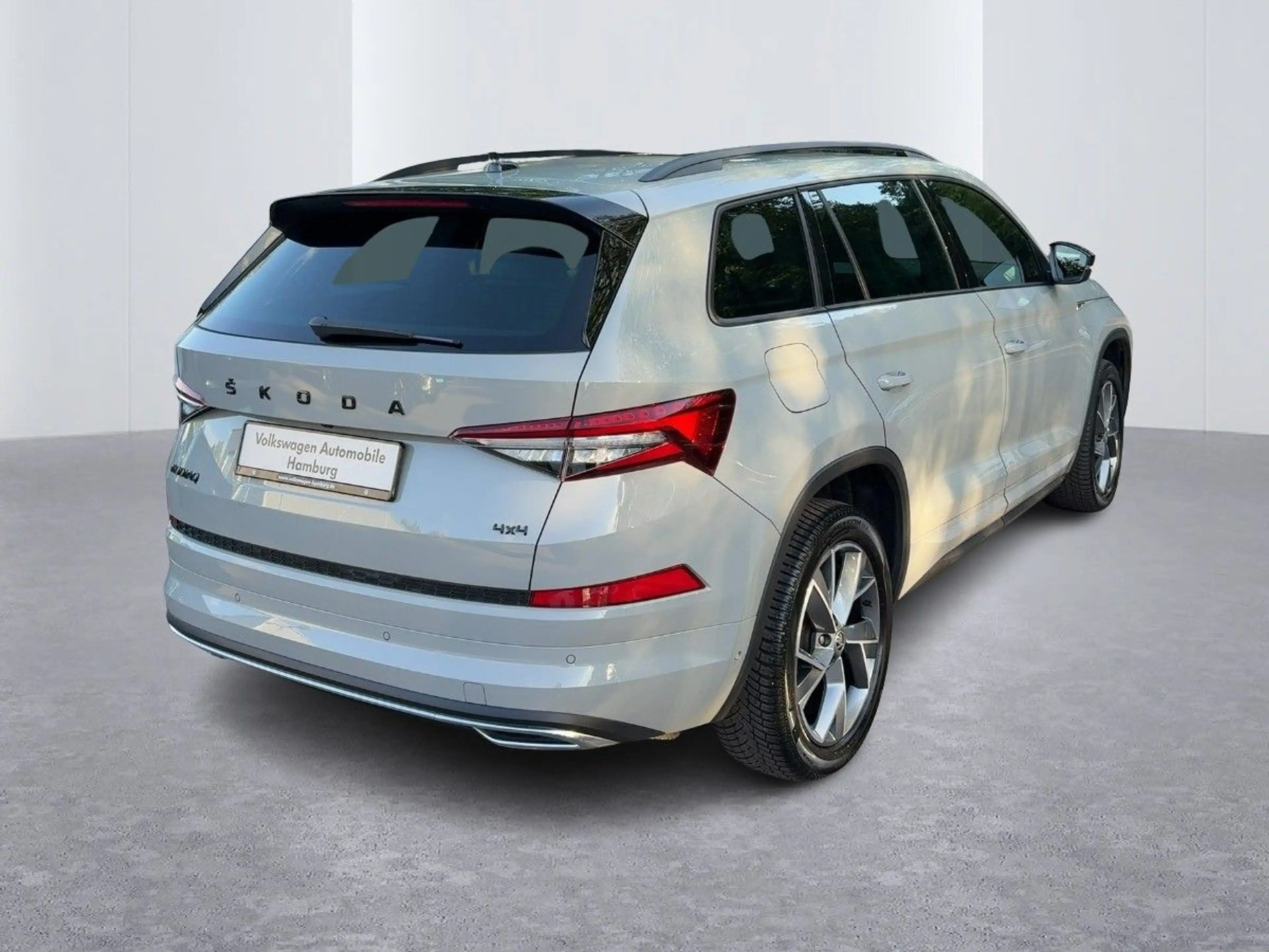 Skoda Kodiaq 2.0 TDI DSG Sportl 4x4 Pano Navi Kamera — photo 3