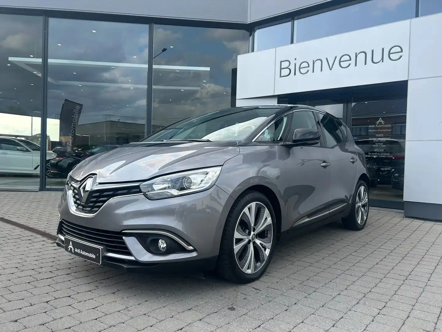 Renault Scenic 1.5 dCi *GARANTIE 12 MOIS*1er PROPRIETAIRE*CAMERA* Gris - 1