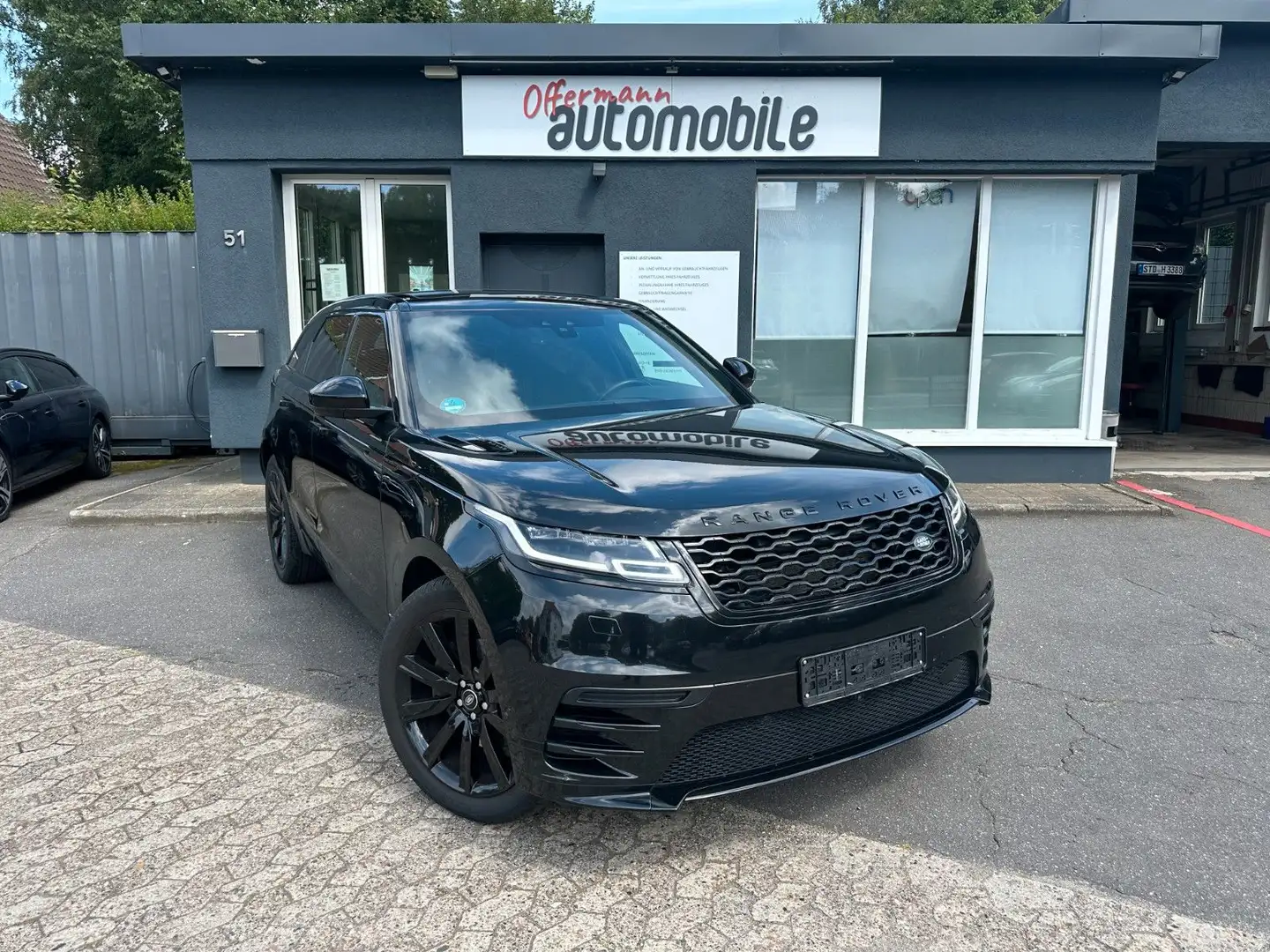 Land Rover Range Rover Velar R-Dynamic*PANO*RFK*SHZ*FSE*FSH Schwarz - 1