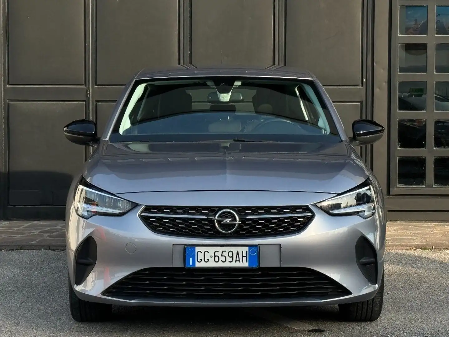 Opel Corsa 1.2 Elegance Gris - 2