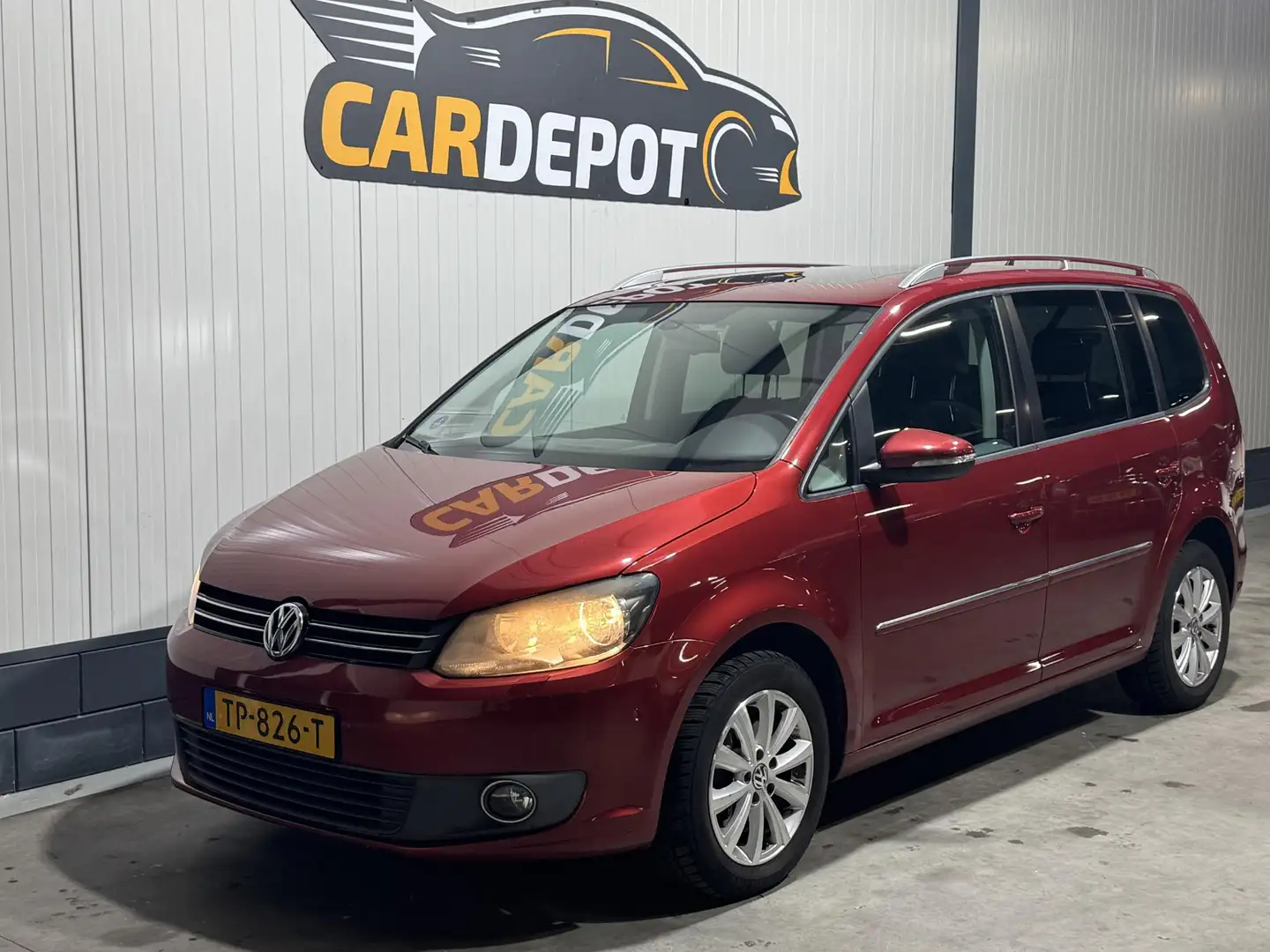 Volkswagen Touran 1.4 TSI Comfortline Rouge - 1