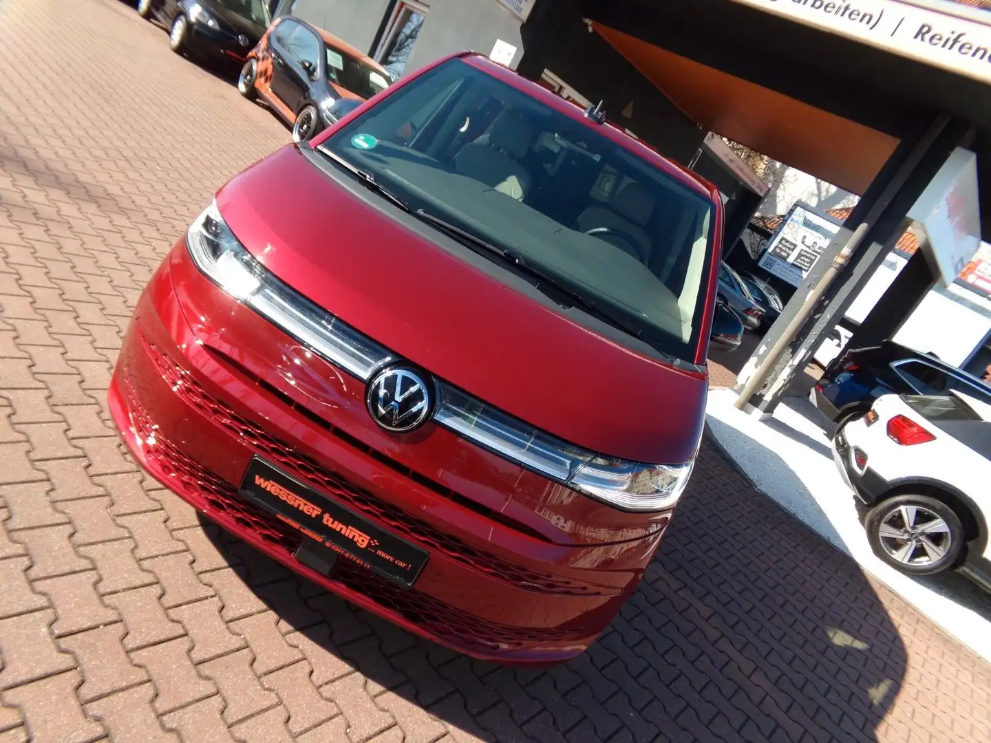 Volkswagen T7 Multivan 1,4 TSI  eHybrid ,Style, 8150 km Roşu - 1