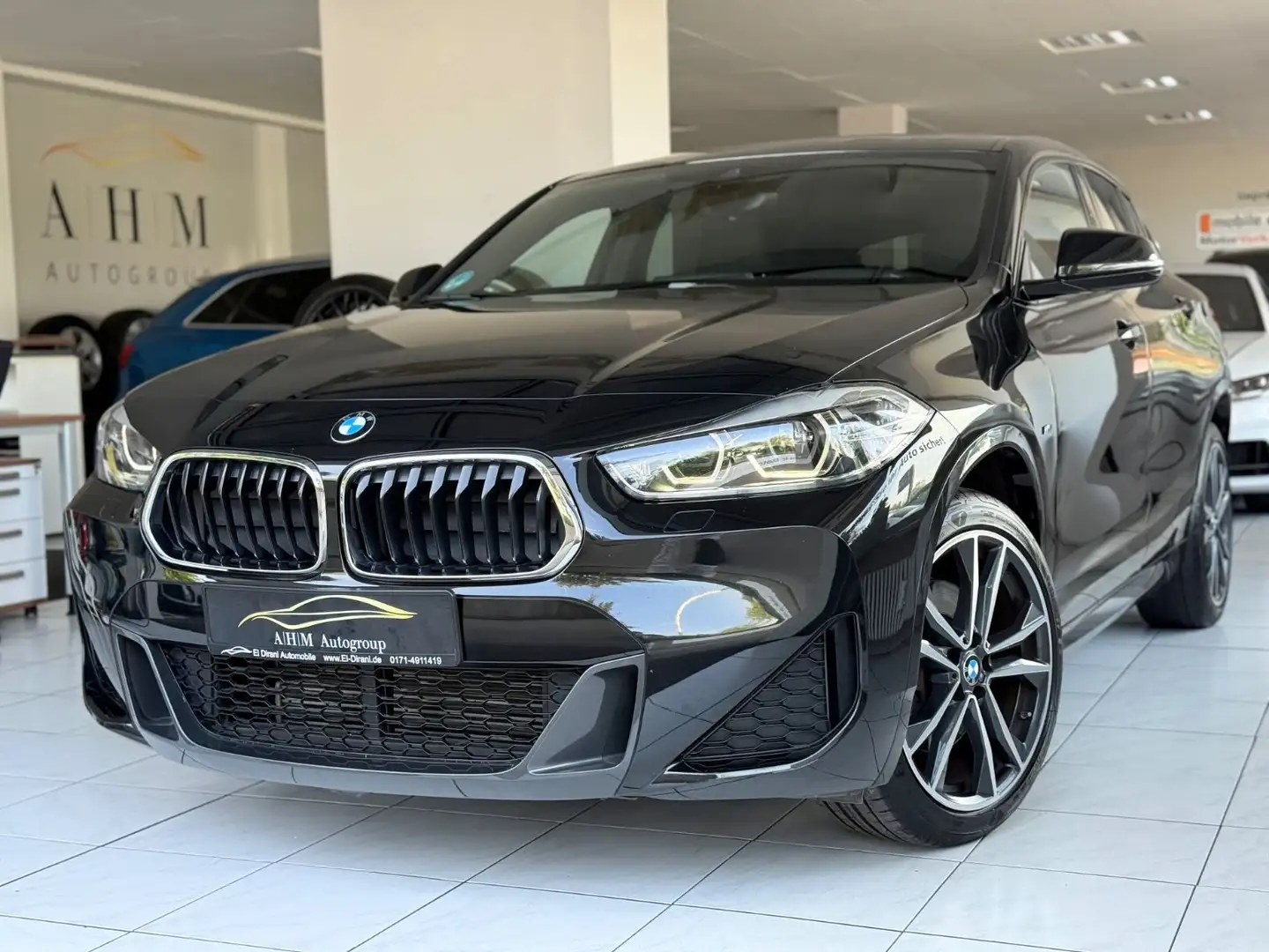 BMW X2 20i Aut. xDrive M Sport LED/ACC/HUD/Panorama Schwarz - 1