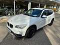 BMW X1 xDrive18d Österreich Paket Weiß - thumbnail 3