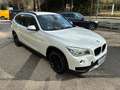 BMW X1 xDrive18d Österreich Paket Weiß - thumbnail 1