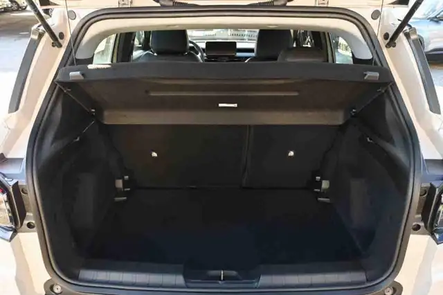Jeep Avenger view 5