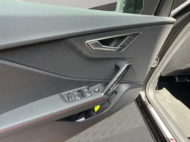 Audi Q2 view 15