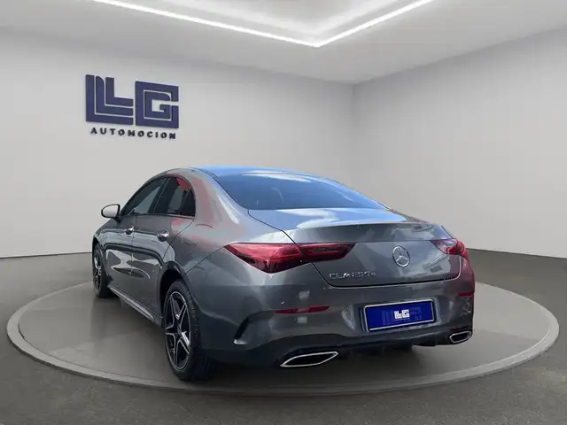Mercedes-Benz Cla view 8
