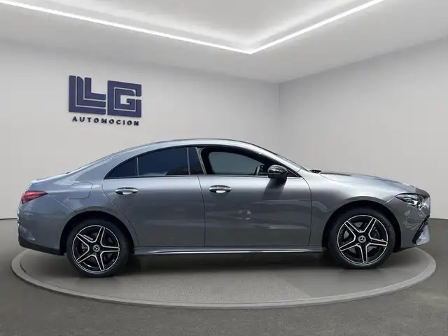 Mercedes-Benz Cla view 5