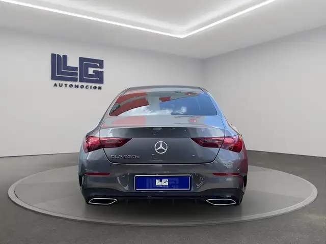 Mercedes-Benz Cla view 9