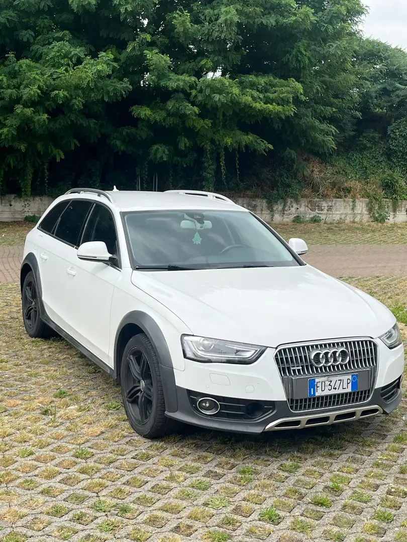 Audi A4 allroad 3.0 tdi Ambiente s-tronic - 2