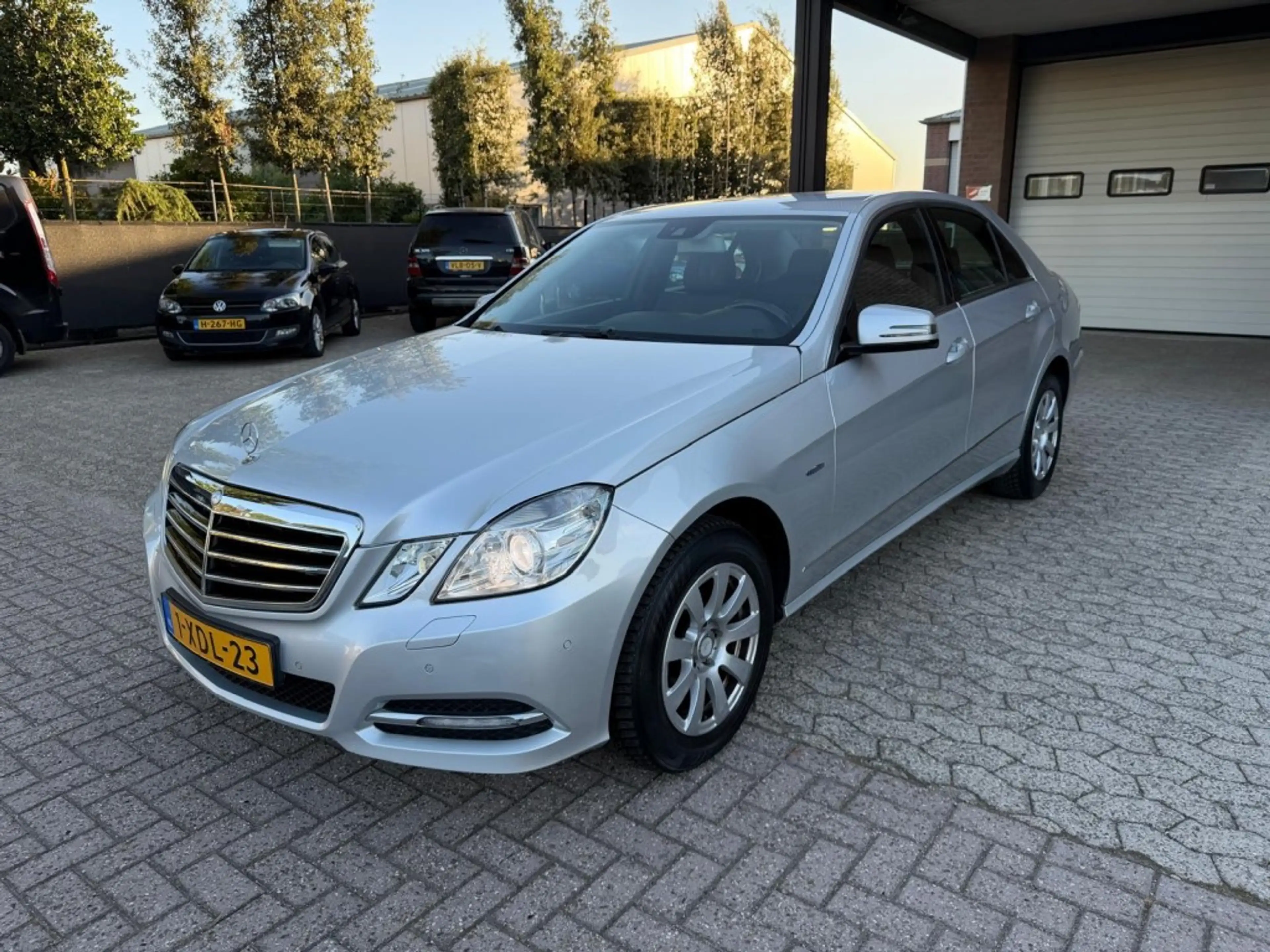 Mercedes-Benz E 300 E300 CDI Avantgarde V6 luchtvering