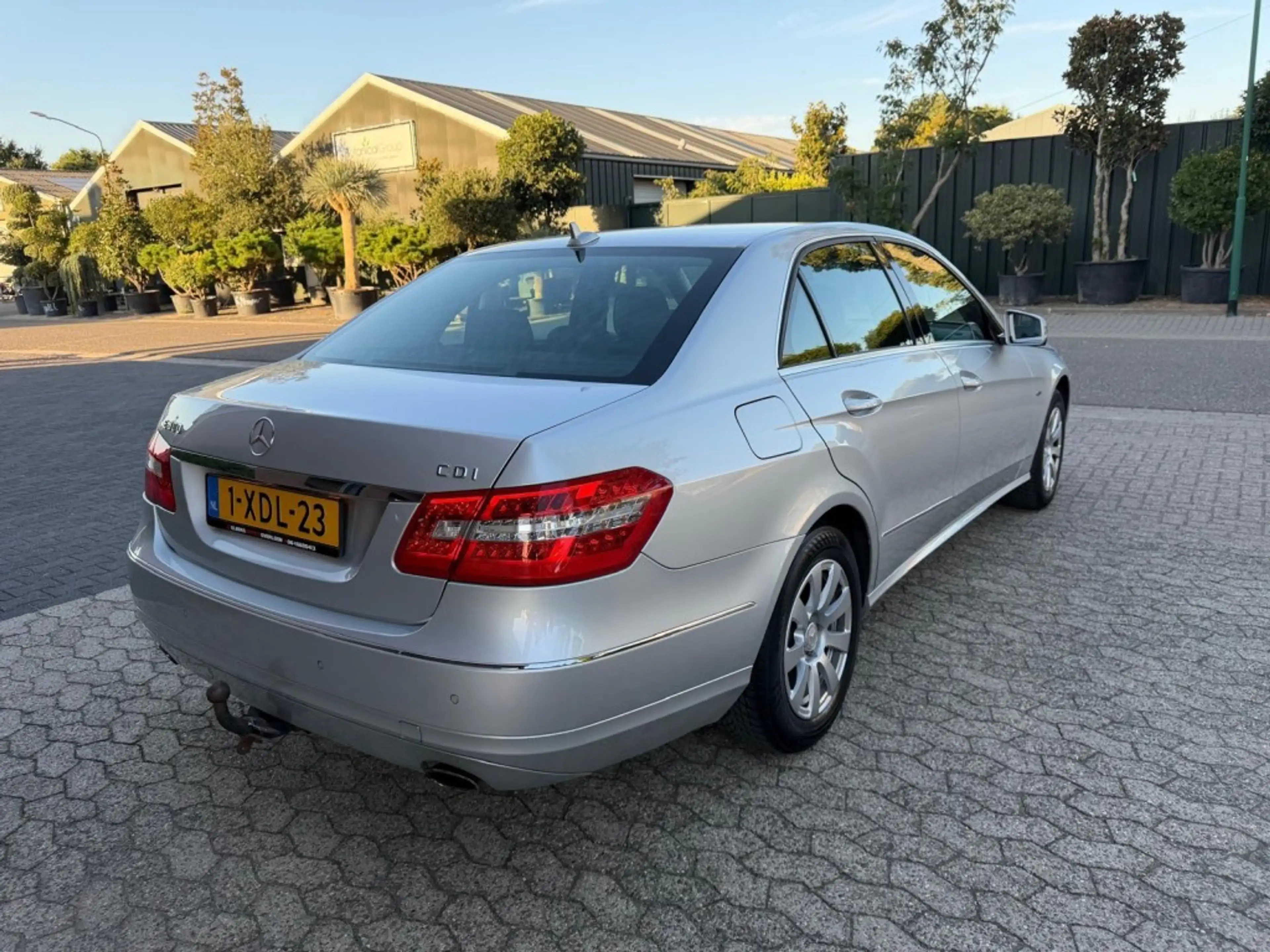 Mercedes-Benz E 300 E300 CDI Avantgarde V6 luchtvering — photo 7