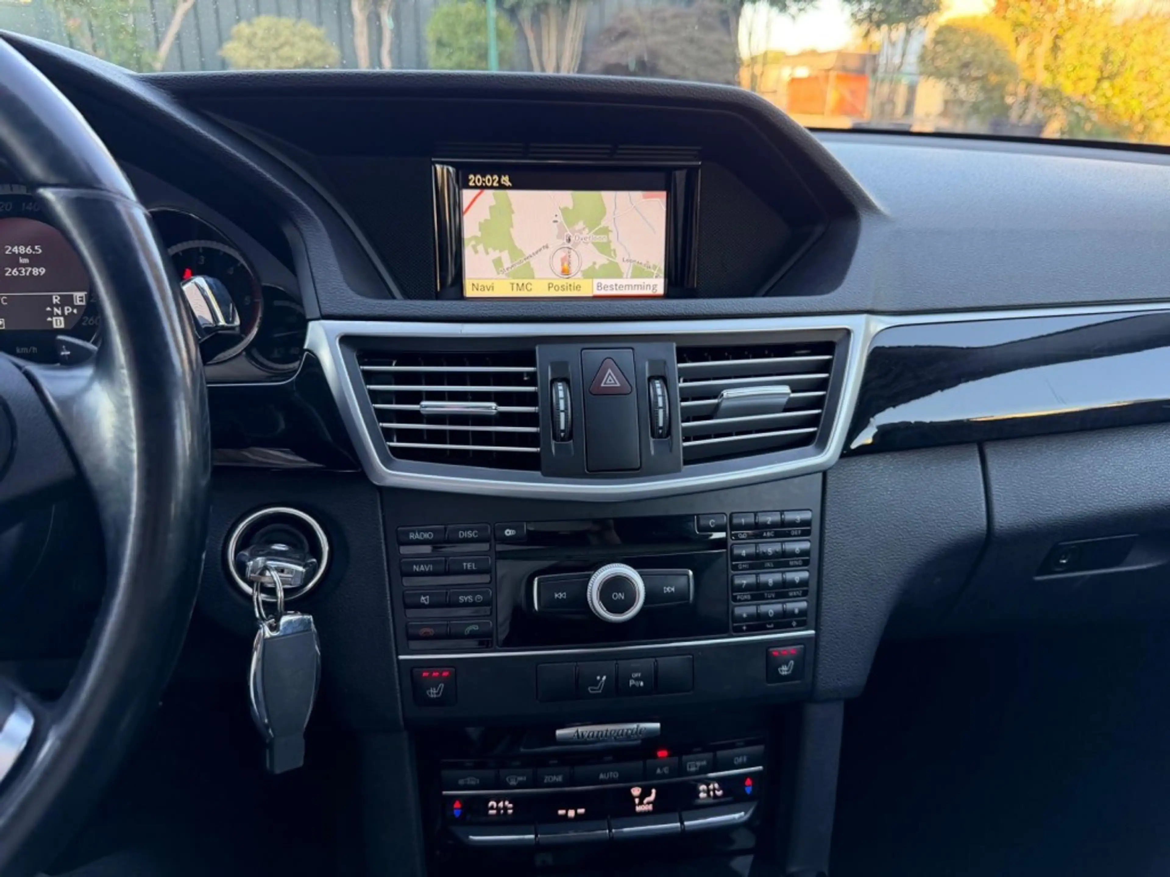 Mercedes-Benz E 300 E300 CDI Avantgarde V6 luchtvering — photo 14