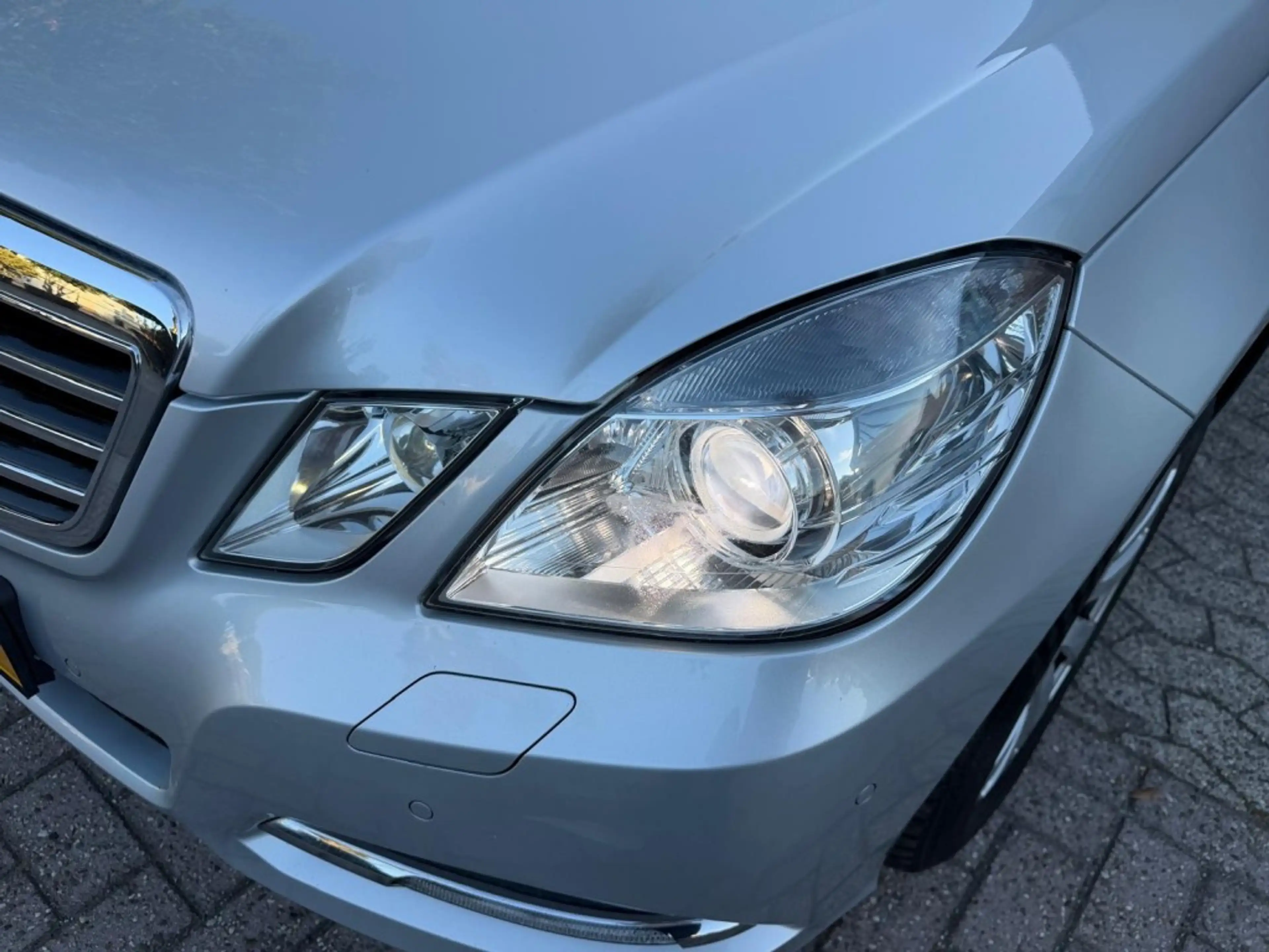 Mercedes-Benz E 300 E300 CDI Avantgarde V6 luchtvering — photo 11