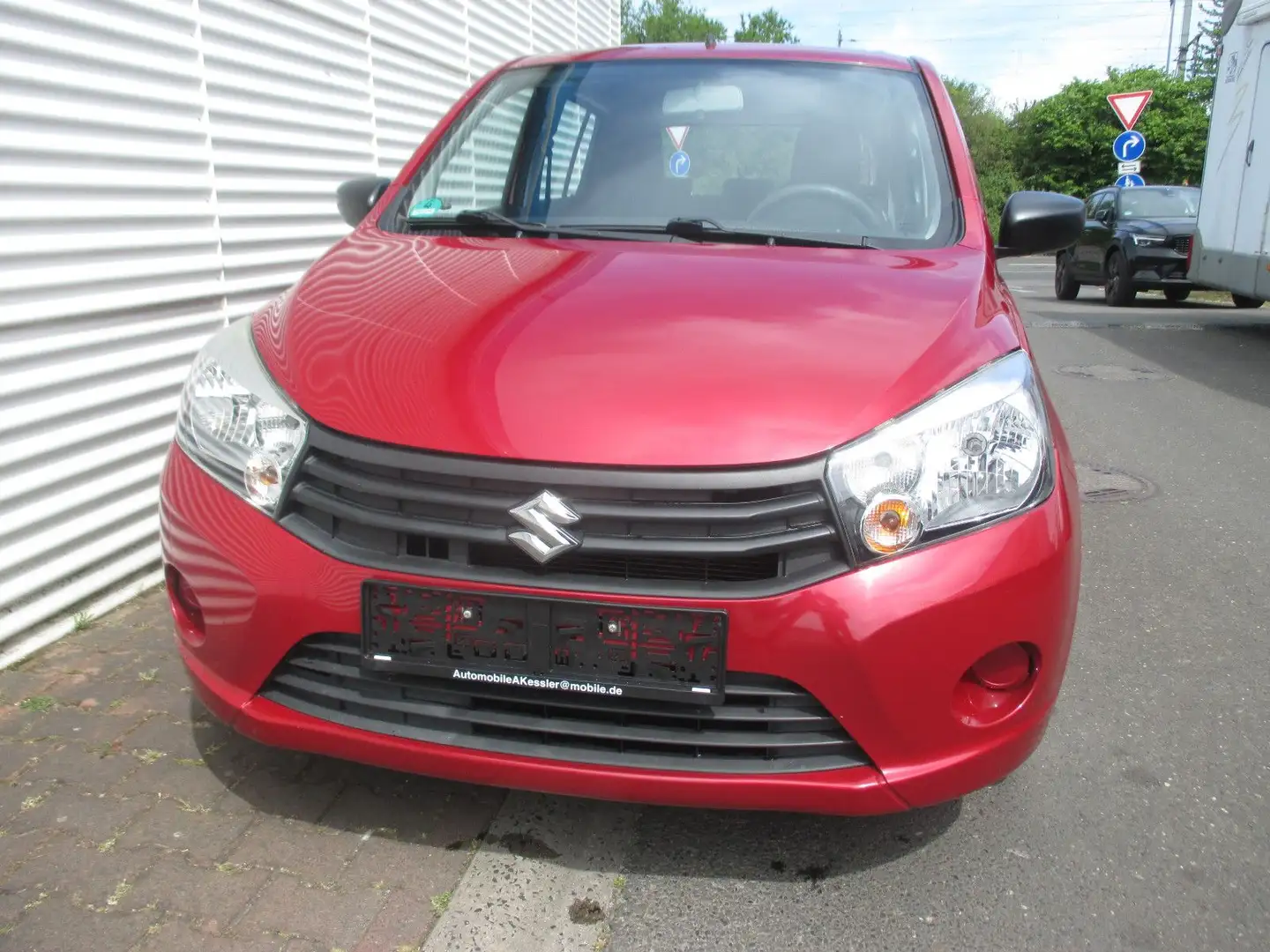 Suzuki Celerio 1.0 Klimaanlage, 5 türig Piros - 2