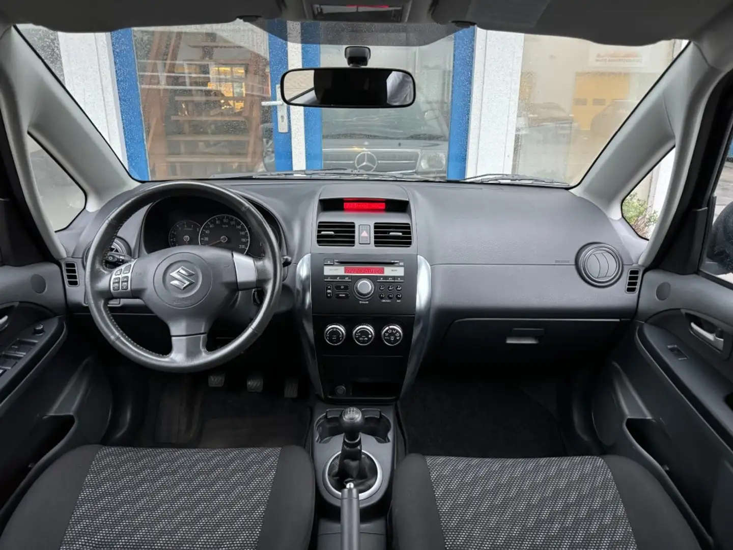 Suzuki SX4 1.6 Exclusive I Airco I Trekhaak I LM wielen I Cen Grijs - 2