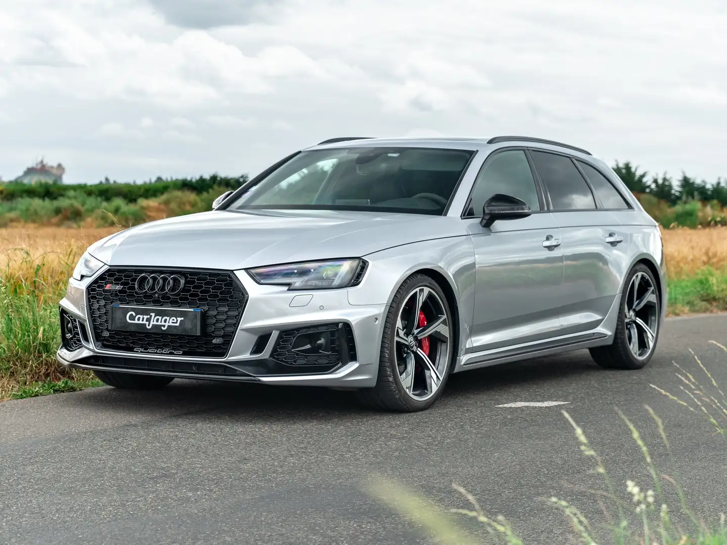 Audi RS4 Avant Argent - 1