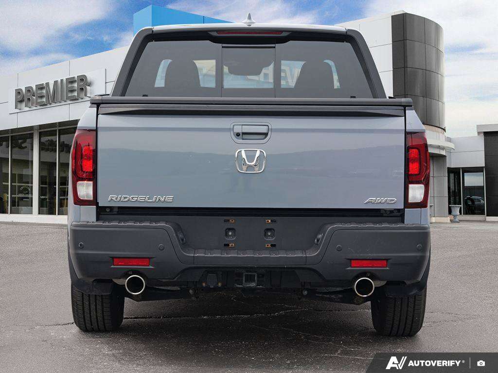 2022 Honda Ridgeline Black Edition | Hard Tonneau Cover | Sunroof | Lan — снимка 1