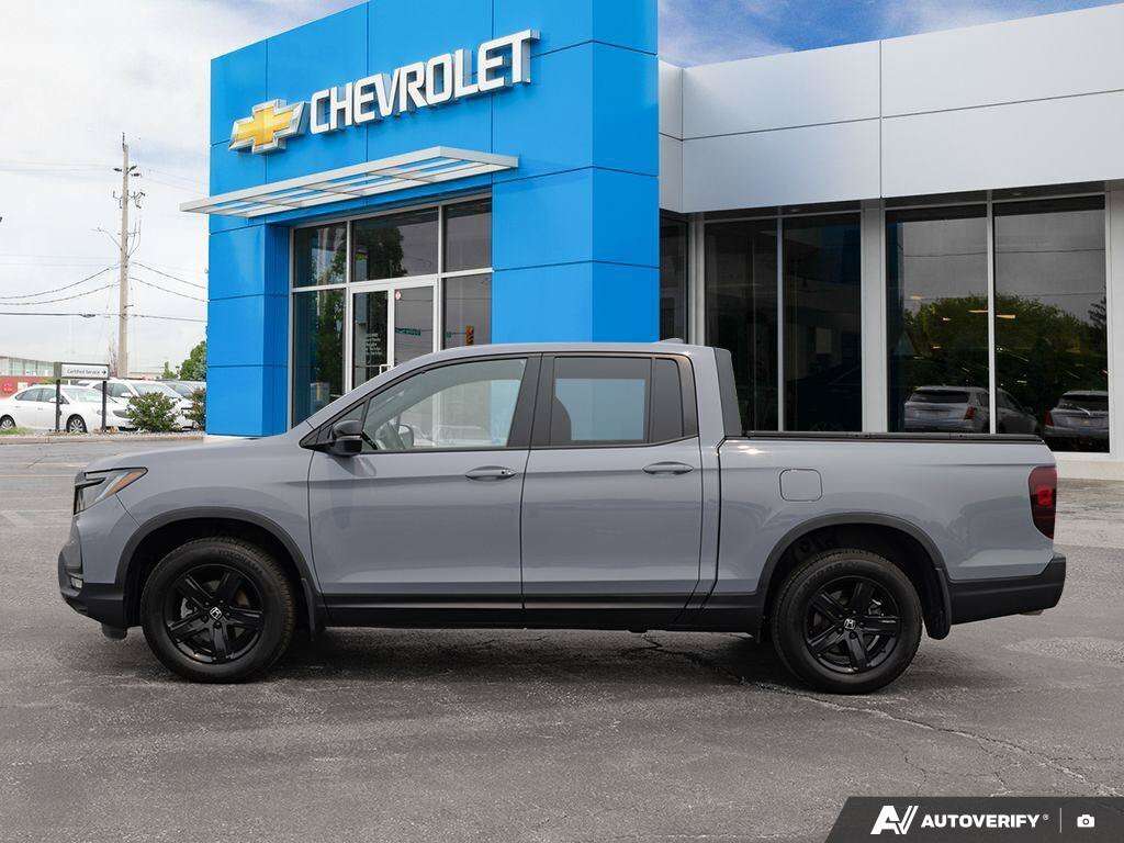2022 Honda Ridgeline Black Edition | Hard Tonneau Cover | Sunroof | Lan — снимка 1