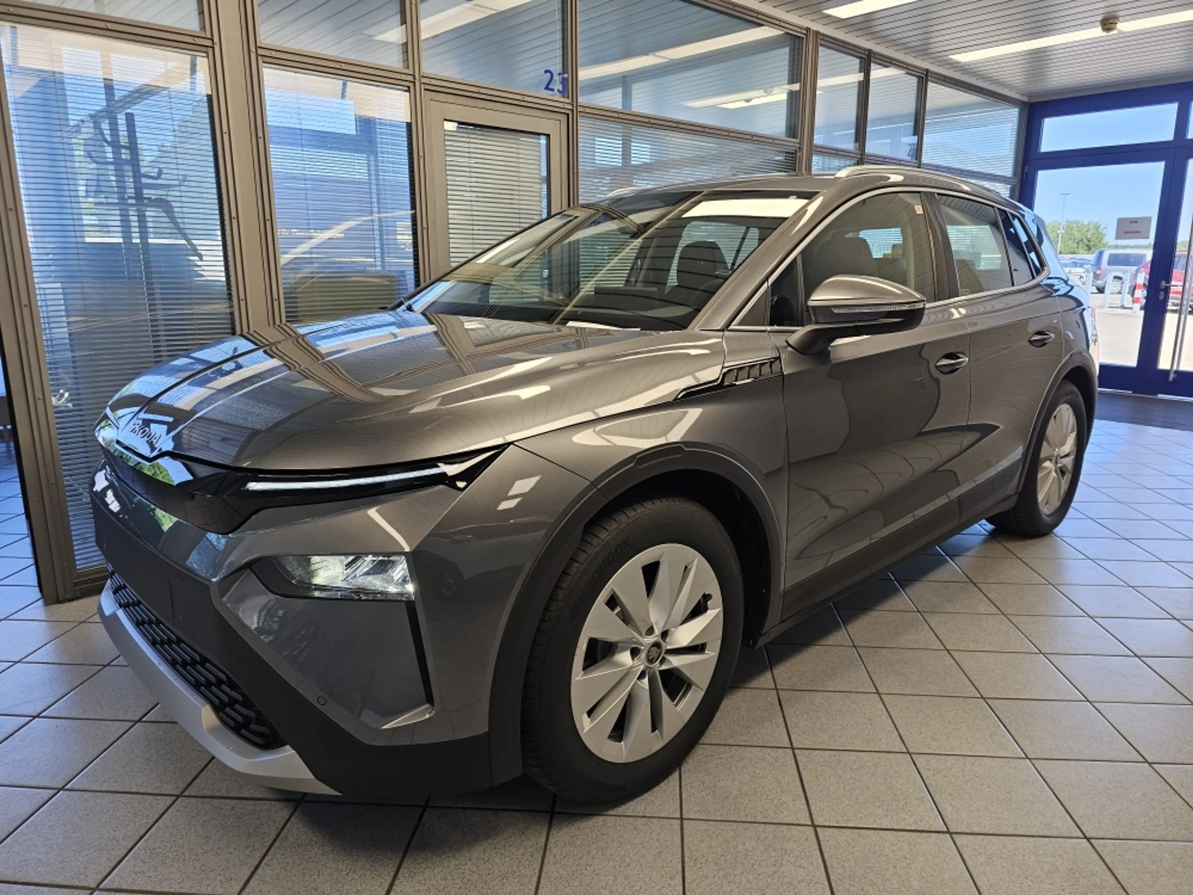 Skoda Elroq 85x Selection 4x4, 82kWh, Wärmepumpe, AHK — photo 2